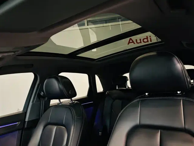 Audi Q3 — Фото автомобиля 12