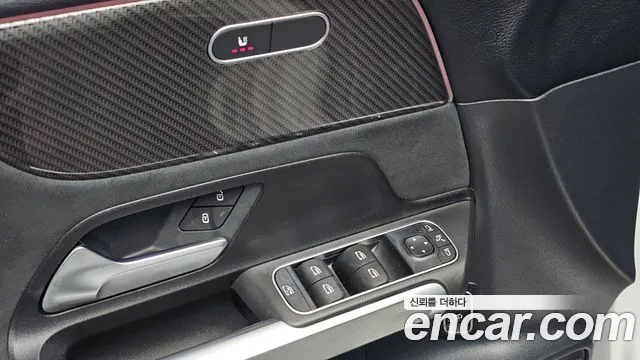 Mercedes-Benz GLB-Class — Фото автомобиля 19