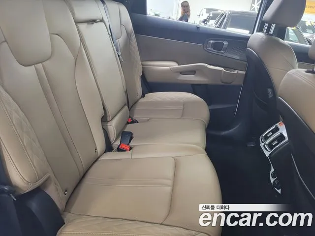 Kia Sorento Новый Sorento 4 поколение Дизель 2.2 4WD — Фото автомобиля 17