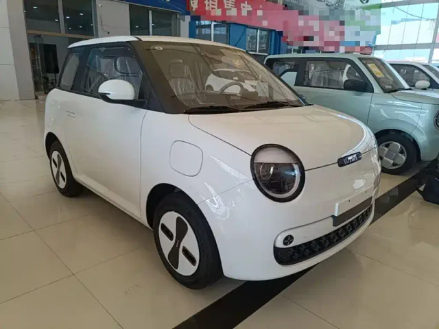 Changan Lumin — Фото автомобиля 3