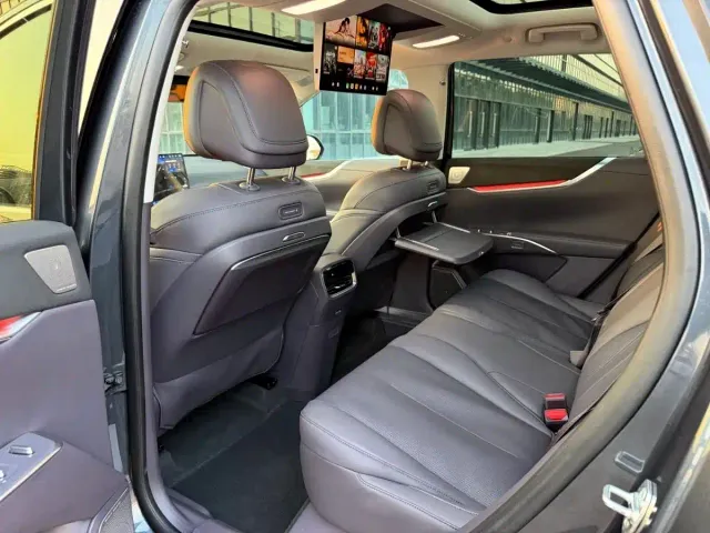 Buick Zhijing E7 — Фото автомобиля 14