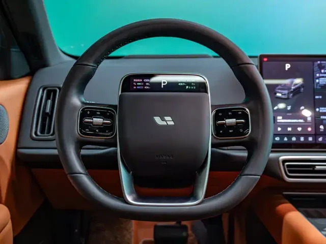 Li Auto Li Auto L6 2024 Max — Фото автомобиля 14