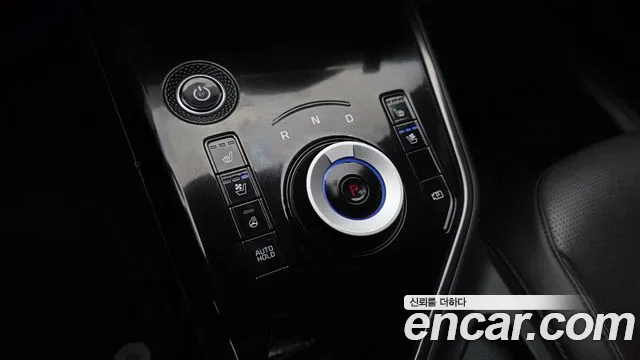 Kia Niro — Фото автомобиля 12