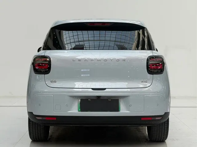 Leapmotor A10 — Фото автомобиля 18
