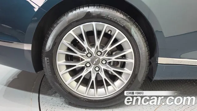 Genesis G80 RG3 — Фото автомобиля 5