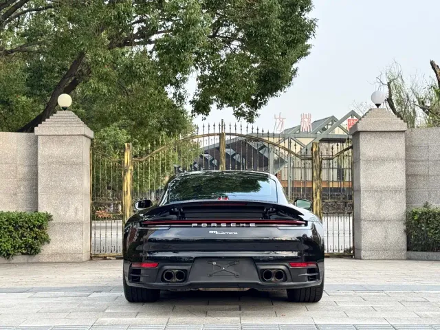 Porsche 911 — Фото автомобиля 5
