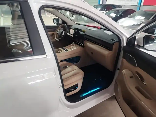 Jetour Shanhai L9 — Фото автомобиля 10
