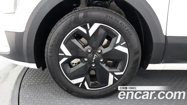 Kia Niro All Niro EV Air — Фото автомобиля 5