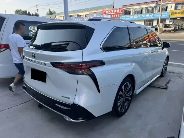 Toyota Granvia — Фото автомобиля 5