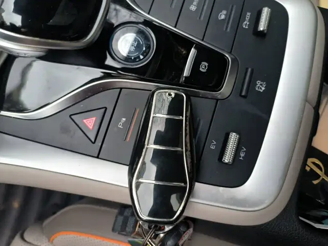 BYD Song Pro — Фото автомобиля 9