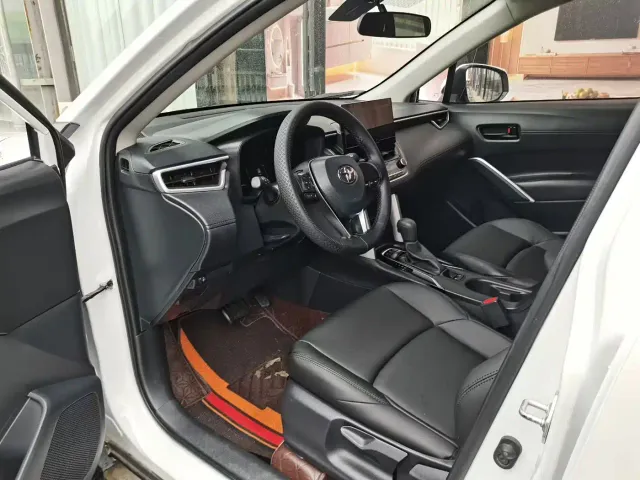 Toyota Frontlander — Фото автомобиля 7