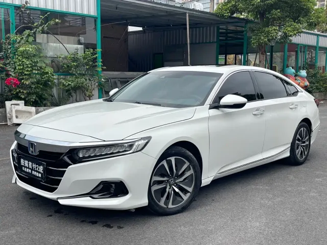 Фотография автомобиля — Honda Accord