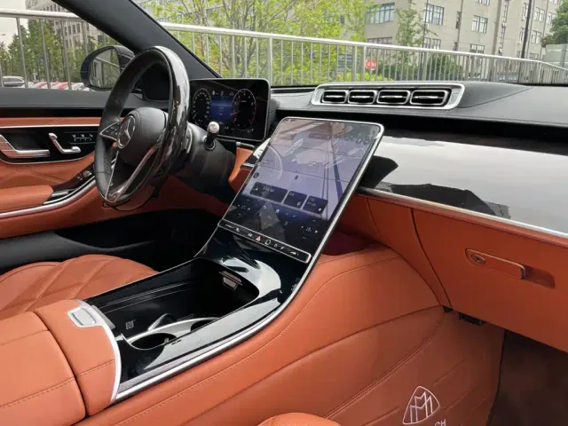 Mercedes-Benz Maybach S-Class — Фото автомобиля 22