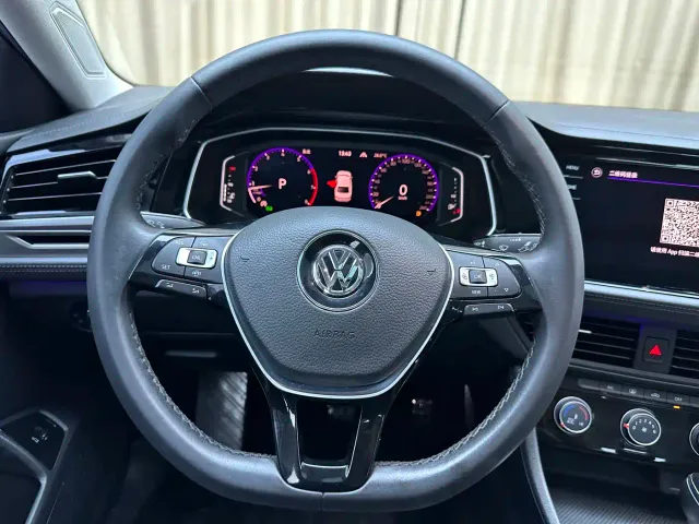 Volkswagen Sagitar — Фото автомобиля 10