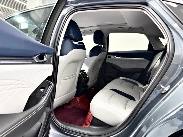Geely Xingrui — Фото автомобиля 5