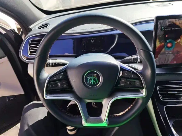 BYD Qin PLUS — Фото автомобиля 10