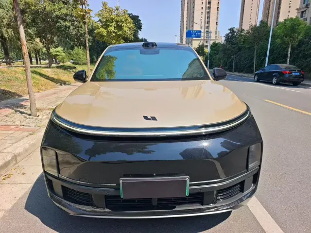 Li Auto L9 — Фото автомобиля 2