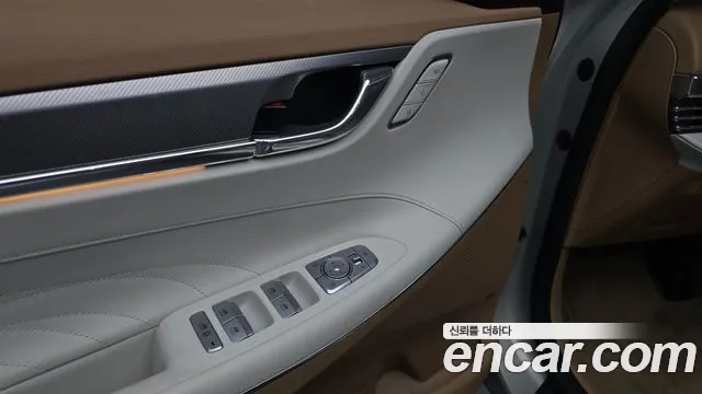Hyundai Grandeur — Фото автомобиля 24