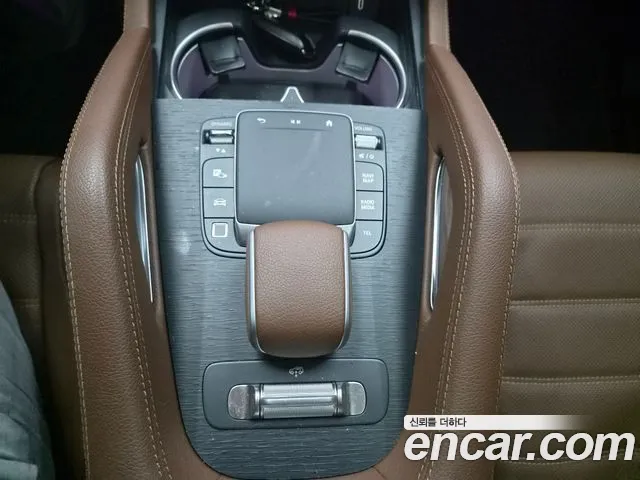 Mercedes-Benz GLS-Class — Фото автомобиля 16