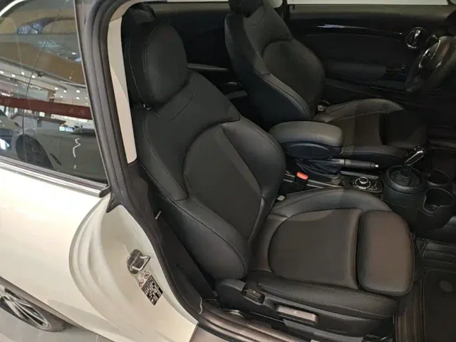 MINI Hatch — Фото автомобиля 24