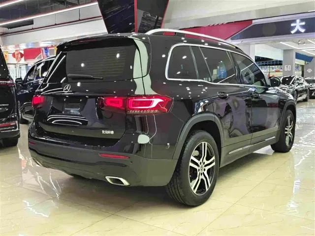 Mercedes-Benz GLB-Class — Фото автомобиля 16