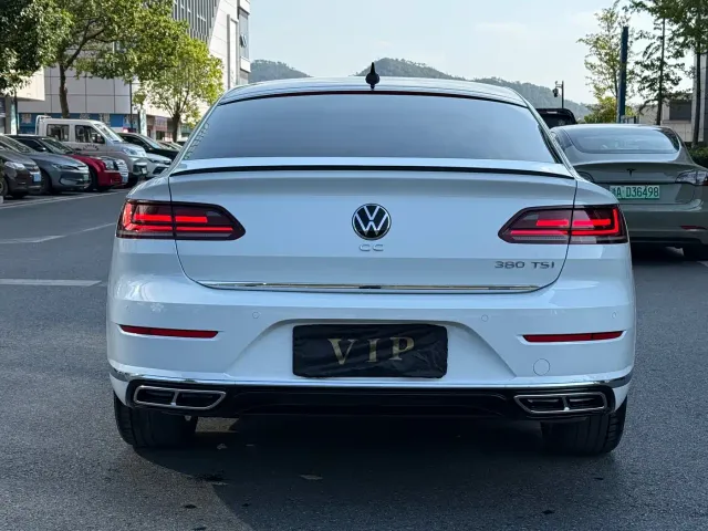 Volkswagen CC — Фото автомобиля 6