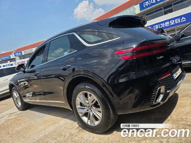 Genesis GV70 2.5T Бензин AWD — Фото автомобиля 6