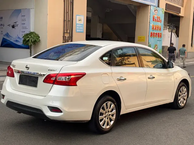 Nissan Sylphy — Фото автомобиля 4