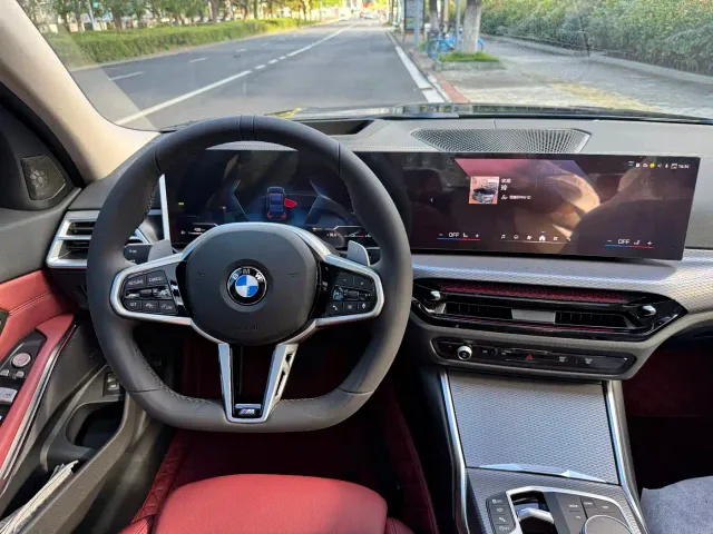 BMW 3 Series — Фото автомобиля 4