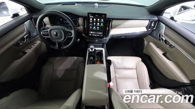 Volvo S90 — Фото автомобиля 10