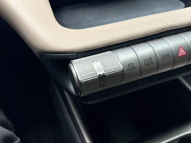 BYD Dolphin — Фото автомобиля 15