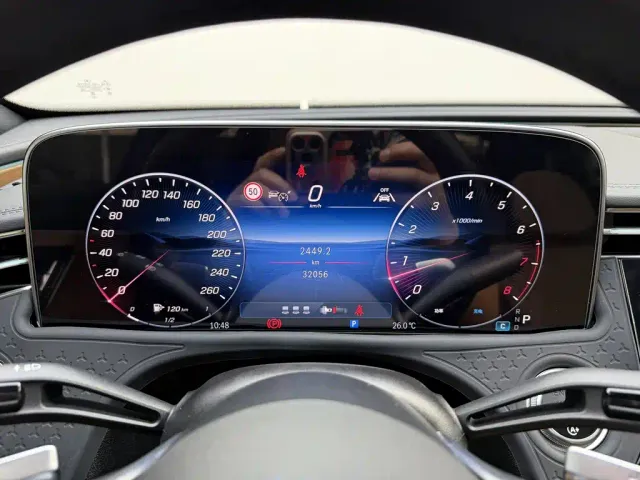 Mercedes-Benz E-Class — Фото автомобиля 15