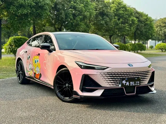 Changan Changan UNI-V 2023 1.5T Sport Edition — Фото автомобиля 3