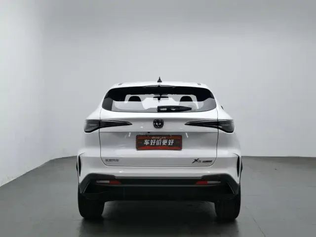 Changan X5 Plus — Фото автомобиля 4