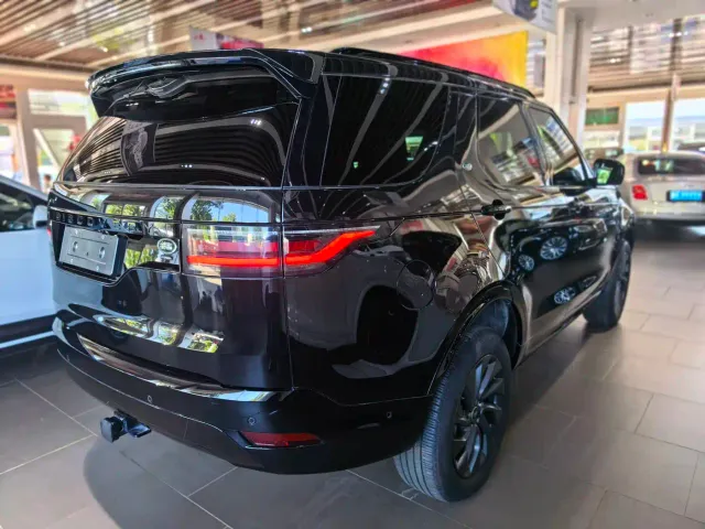 Land Rover Discovery — Фото автомобиля 2
