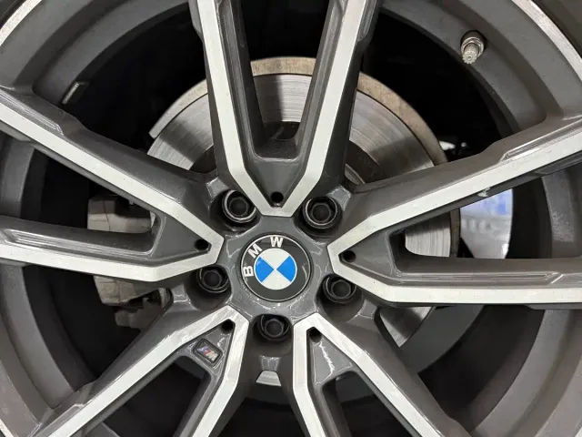 BMW 3 Series — Фото автомобиля 13