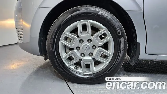 Hyundai Staria Staria L3.5 Tourer 11 мест — Фото автомобиля 5