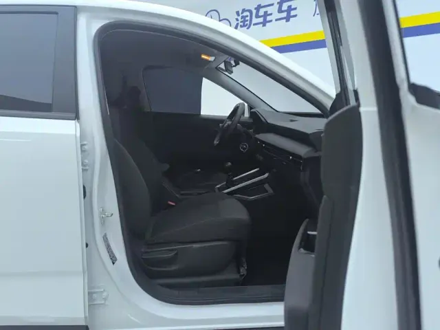 Wuling Xingchi — Фото автомобиля 8