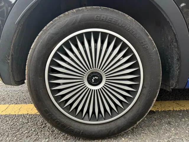 Wuling Bingo — Фото автомобиля 15