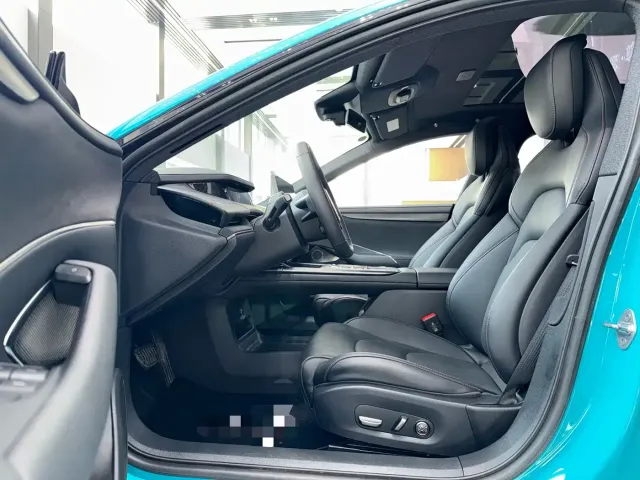 Xiaomi SU7 — Фото автомобиля 4
