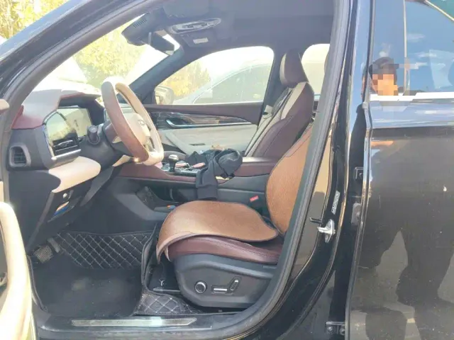 Geely Xingyue L — Фото автомобиля 7