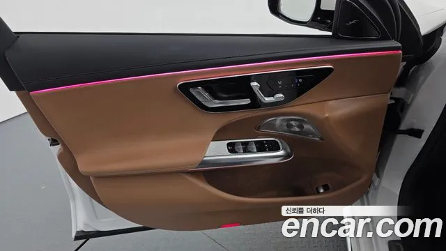 Mercedes-Benz E-Class W214 — Фото автомобиля 13