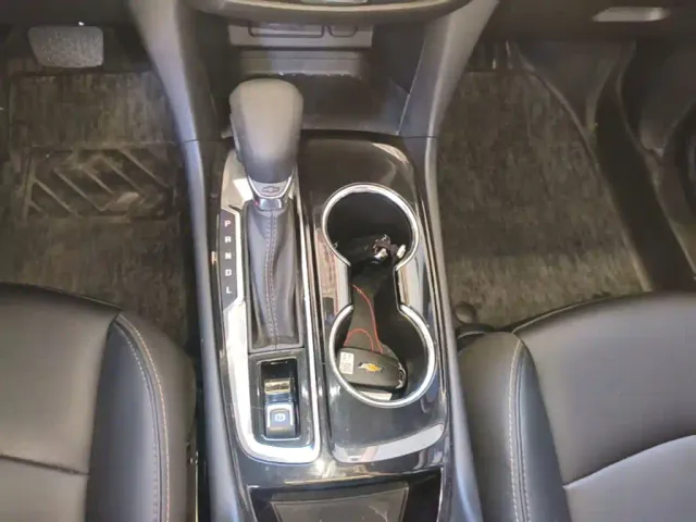 Chevrolet Equinox — Фото автомобиля 13