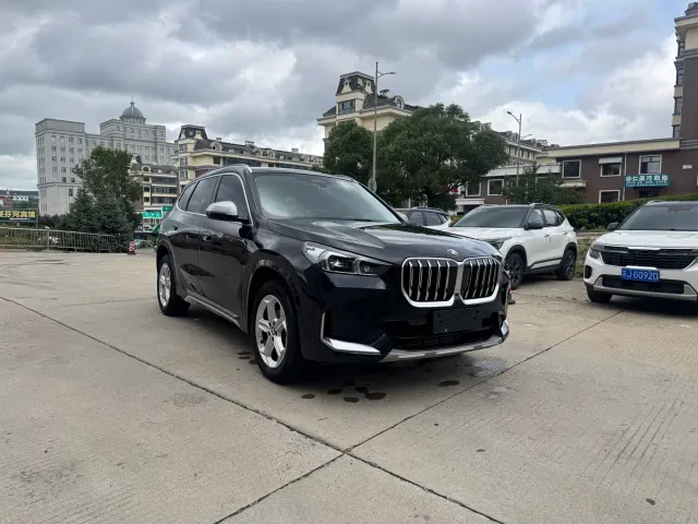 BMW X1 — Фото автомобиля 3