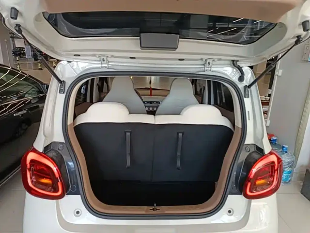 Wuling Hongguang Mini EV — Фото автомобиля 18