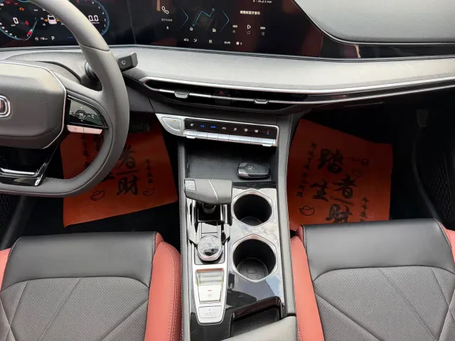 Changan Eado — Фото автомобиля 12