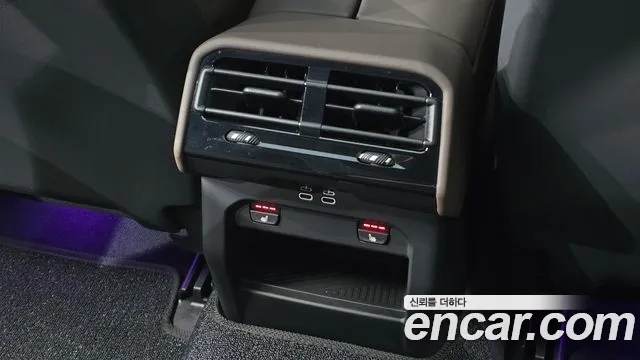 BMW 5 Series G60 — Фото автомобиля 29