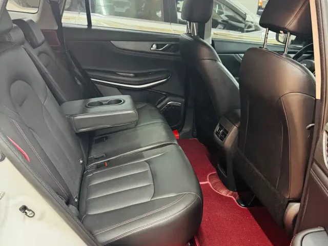 Changan CS75 — Фото автомобиля 10