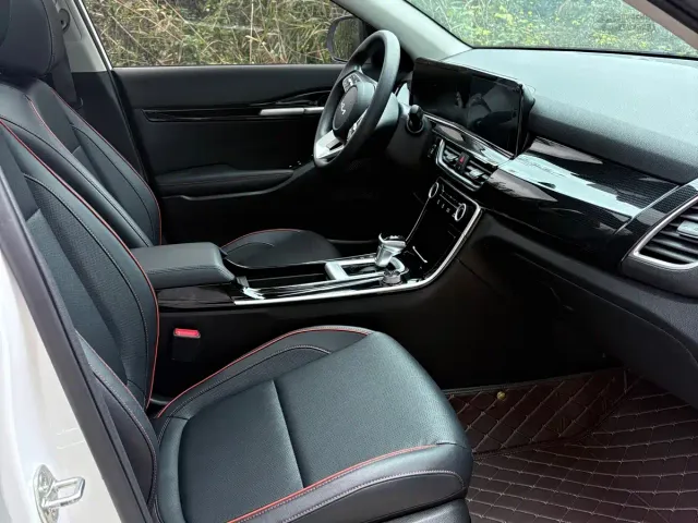 Kia Seltos — Фото автомобиля 13