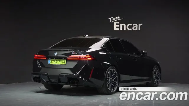 BMW M5 — Фото автомобиля 2